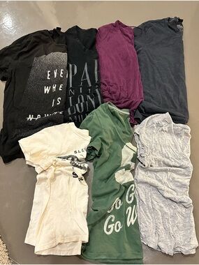 Graphic Short Sleeve Tee bundle of 6 plus 1